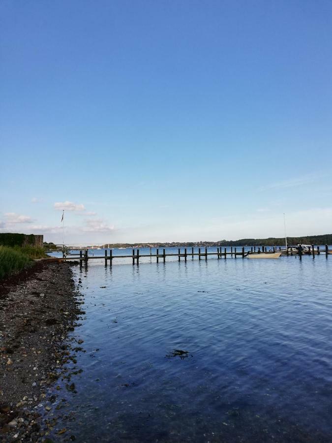 Apartamento Tankefuld Living'S Horsefarm Svendborg Exterior foto