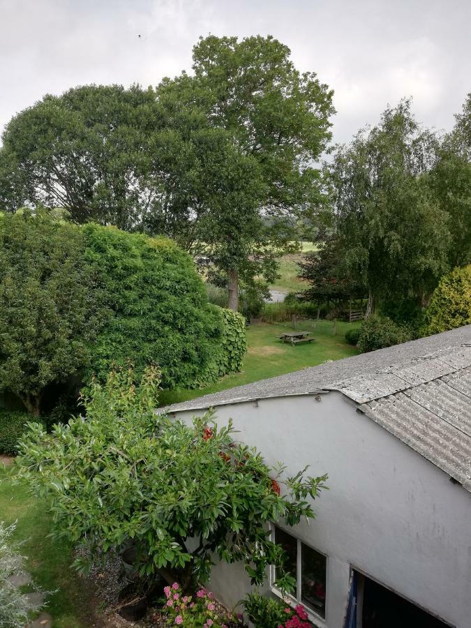 Apartamento Tankefuld Living'S Horsefarm Svendborg Exterior foto